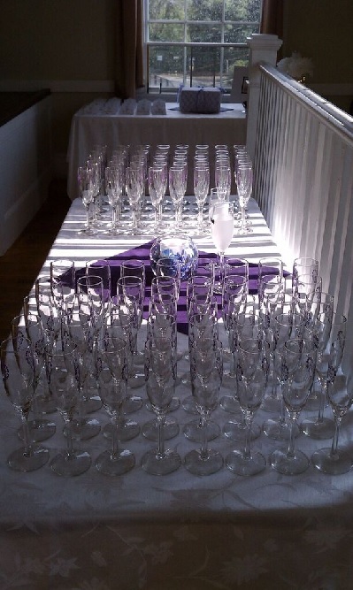 champagne glasses